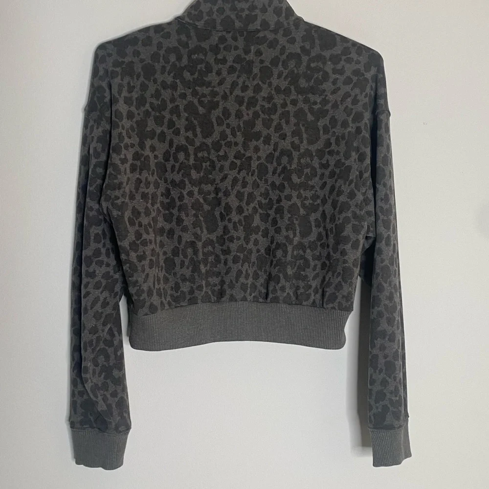 Victoria Secret Coat / Size: MEDIUM / Animal Print / Gently used. - Picture 4 of 5
